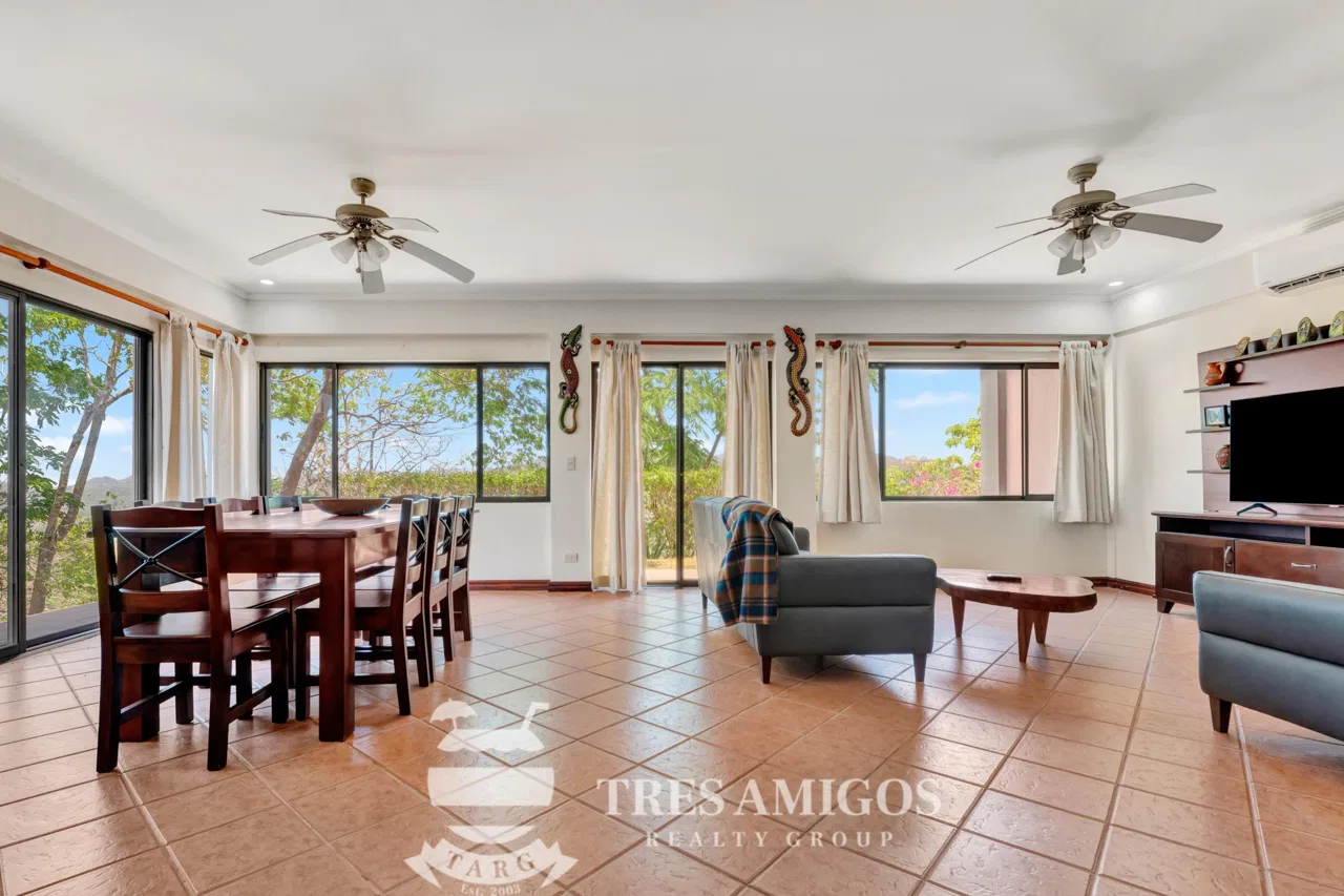 Lomas 108, photo 29