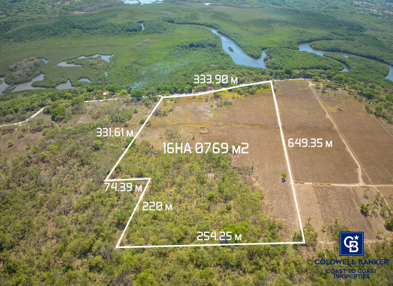 Large Titled Beachfront Parcel - Inquire For Price