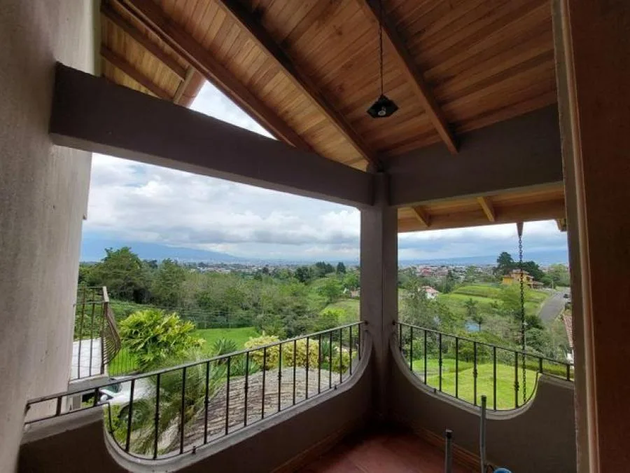 Casa con amplios espacios en exclusivo condominio en El Carmen de Guadalupe RAH 23494 - Venta en Goicoechea, photo 13