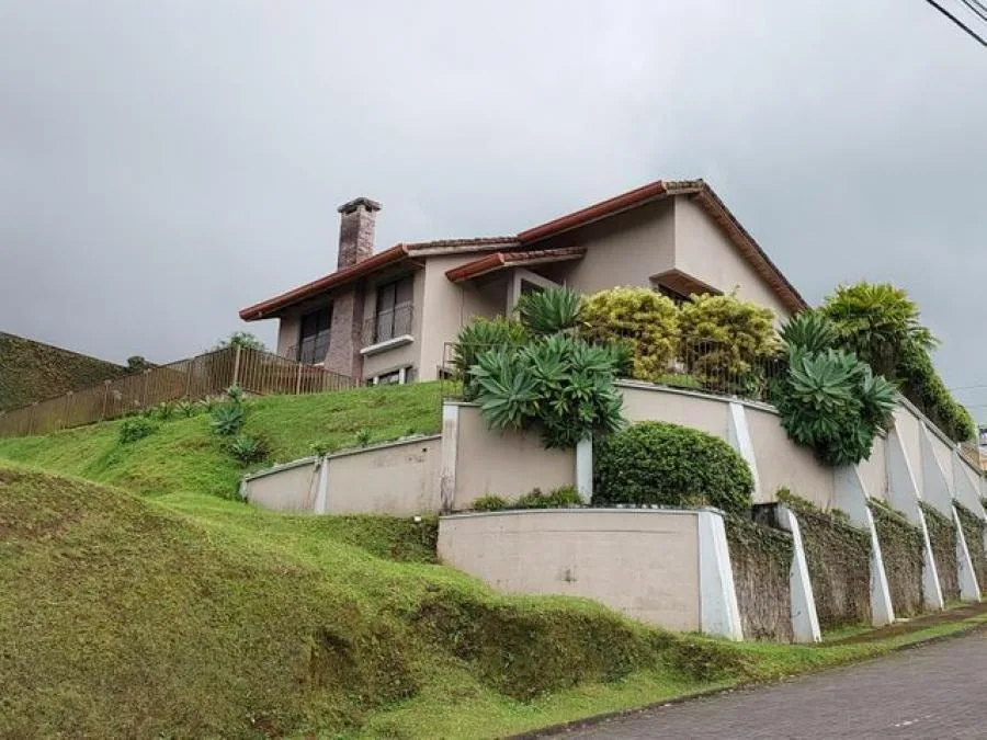 Casa con amplios espacios en exclusivo condominio en El Carmen de Guadalupe RAH 23494 - Venta en Goicoechea, photo 14