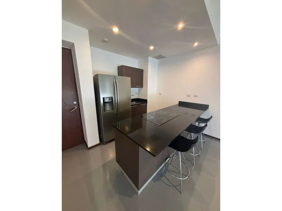 Apartamento en Condominio Azura Flats - Santa Ana - con línea blanca