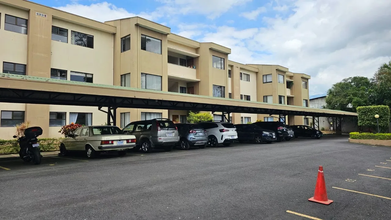 Excelente oportunidad para adquirir un acogedor apartamento en condominio, ubicado en San Pedro de Montes de Oca, una zona estratégica como La Granja, con fácil ..., photo 2