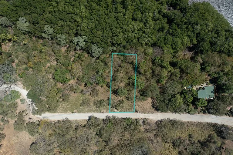PBE Lot 4 South: New on the market!