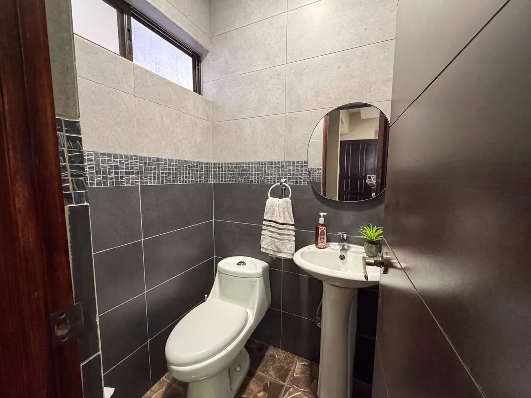 INDEPENDENT ONE LEVEL HOME FOR SALE IN BELLO HORIZONTE ESCAZÚ, photo 7