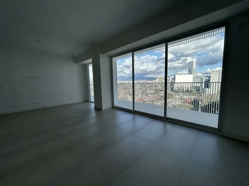 Elegant 3 Bedroom 3 Bathroom Apartment for Sale in Rohrmoser, photo 3