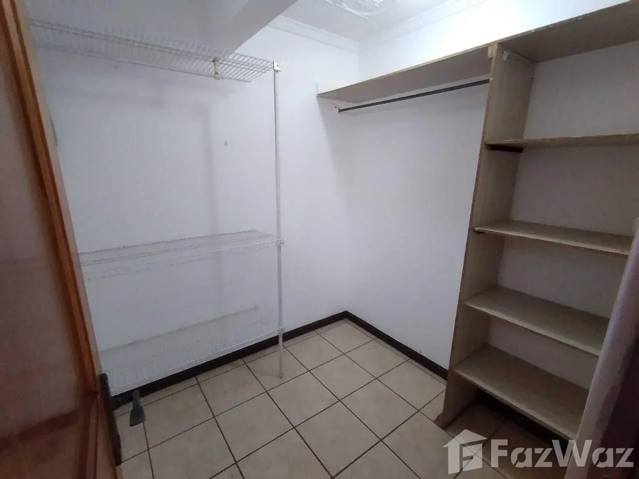 2 Bedroom Apartment for Rent at Apartment For Sale in Ulloa for $700/mo, photo 9