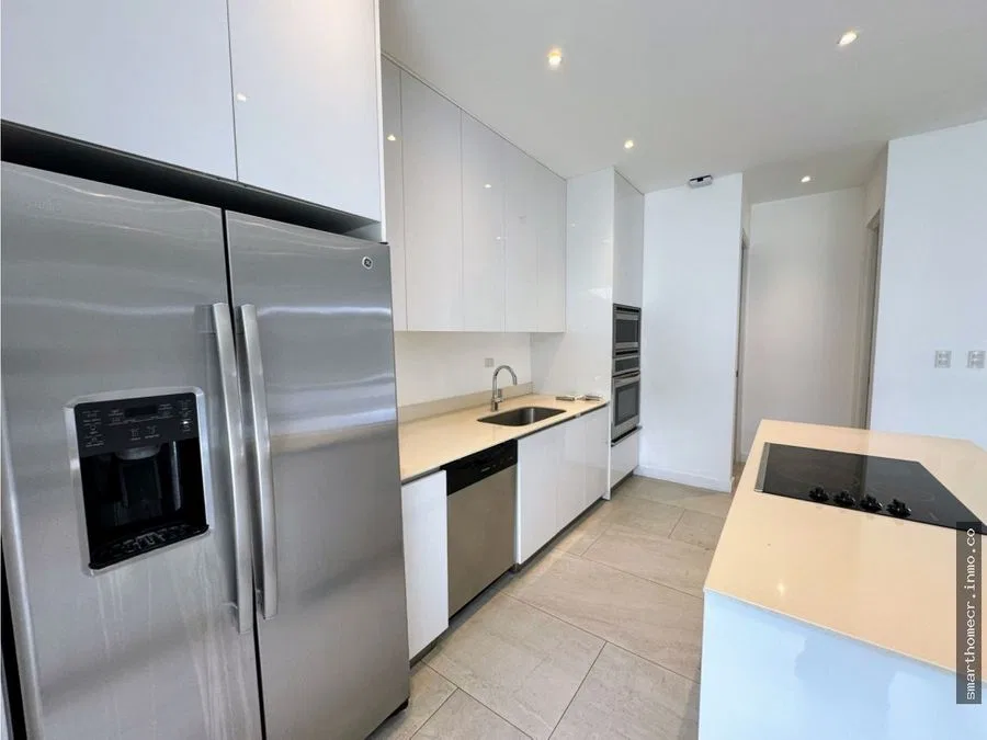 ALQUILER DE CASA UNA PLANTA EN CONDOMINIO EVORA, SANTA ANA*