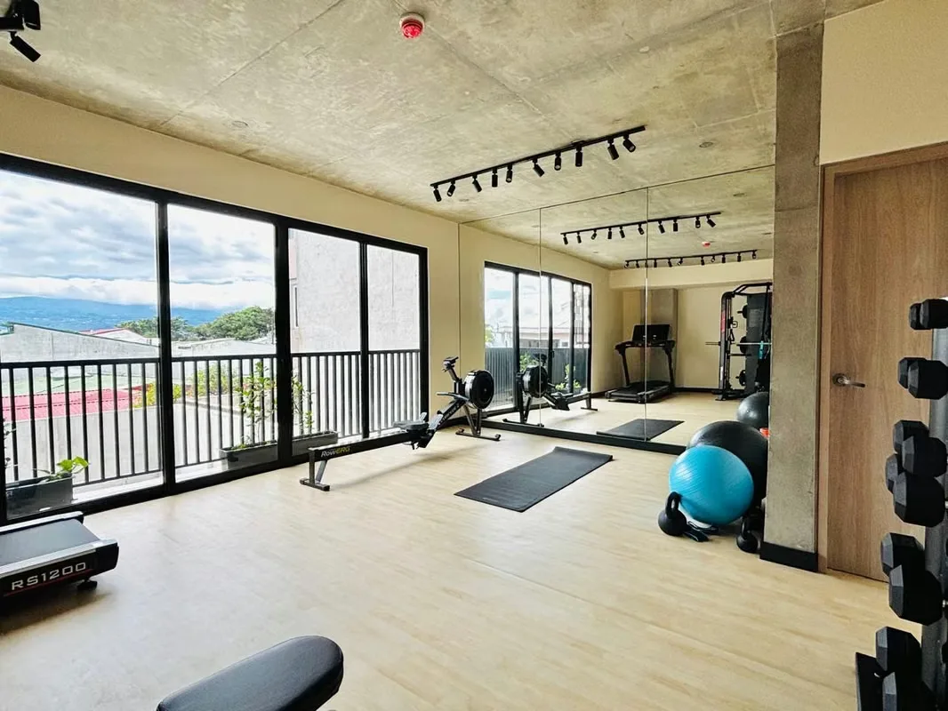 Ubicado en el corazón de Rohrmoser, San José, este exclusivo Condominio Boutique ofrece una experiencia de vida urbana sin igual. Un moderno desarrollo que consta de tan solo 19 ..., photo 15