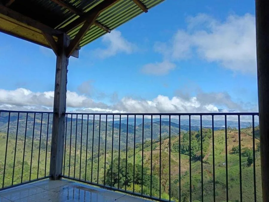 VENTA DE PROPIEDAD EN EL GUARCO PBR - Venta en El Guarco