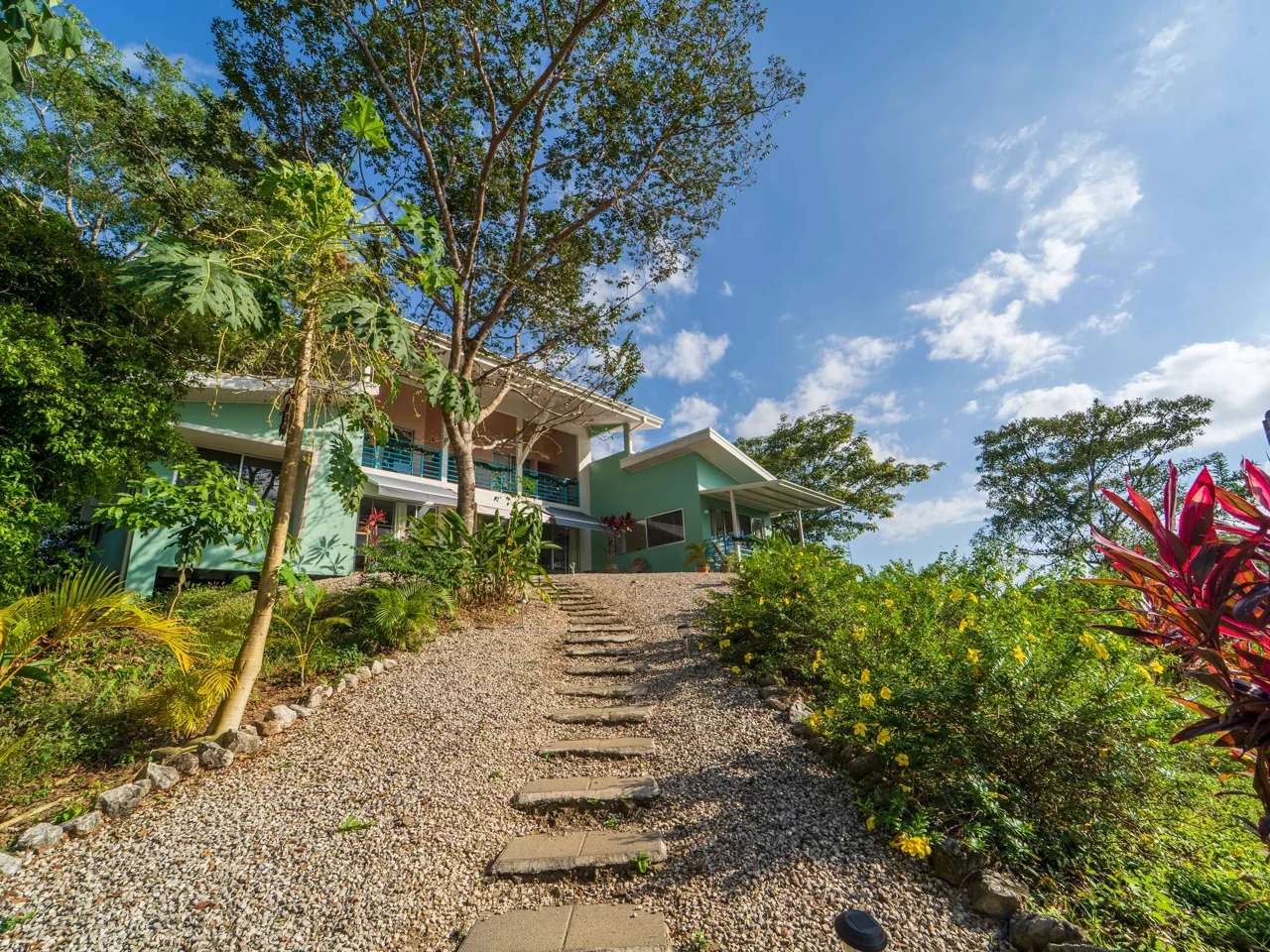 Casa Nube - 5BR Mountain View Home in Barrio Los Monos, photo 5