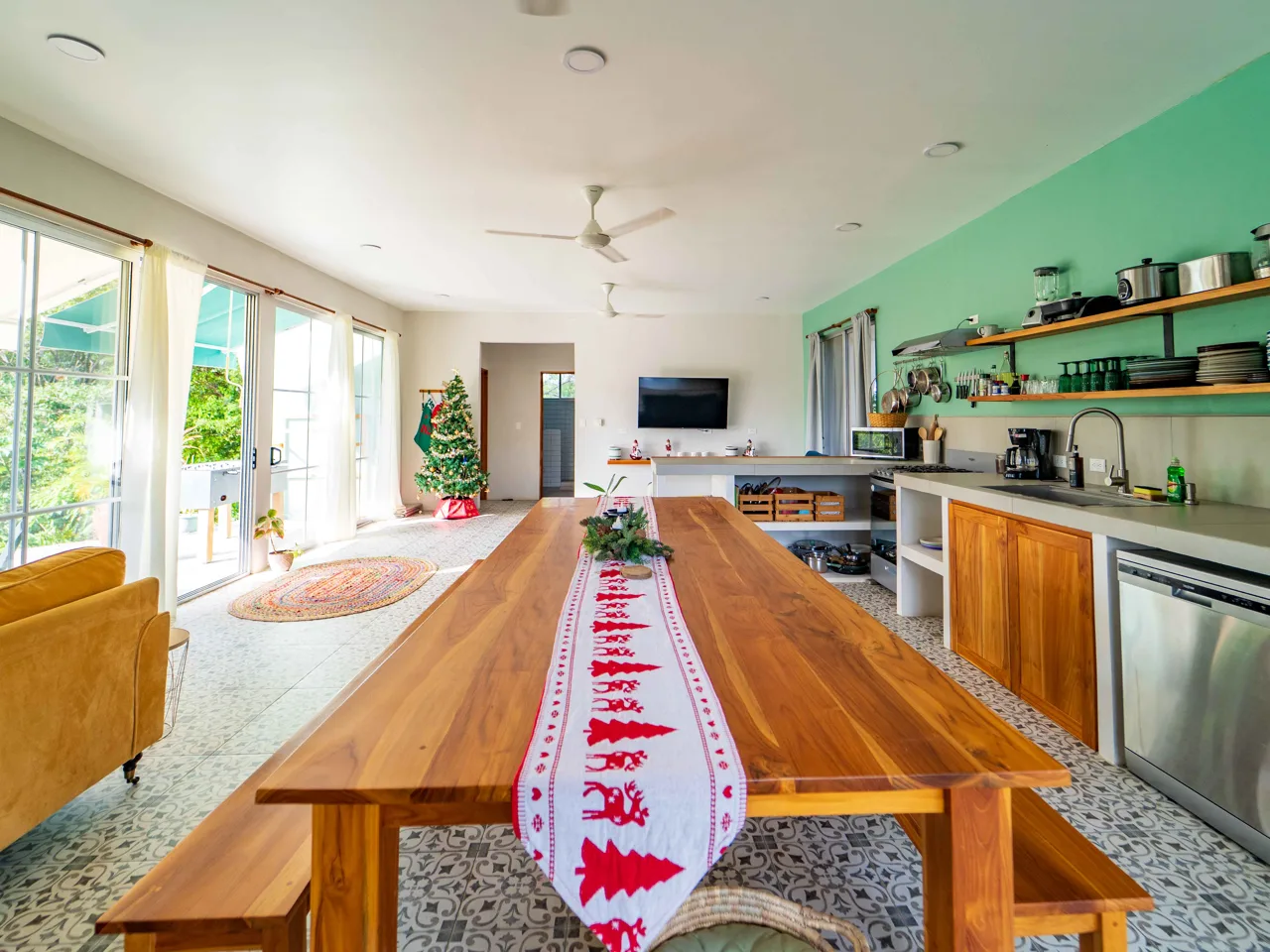 Casa Nube - 5BR Mountain View Home in Barrio Los Monos, photo 9