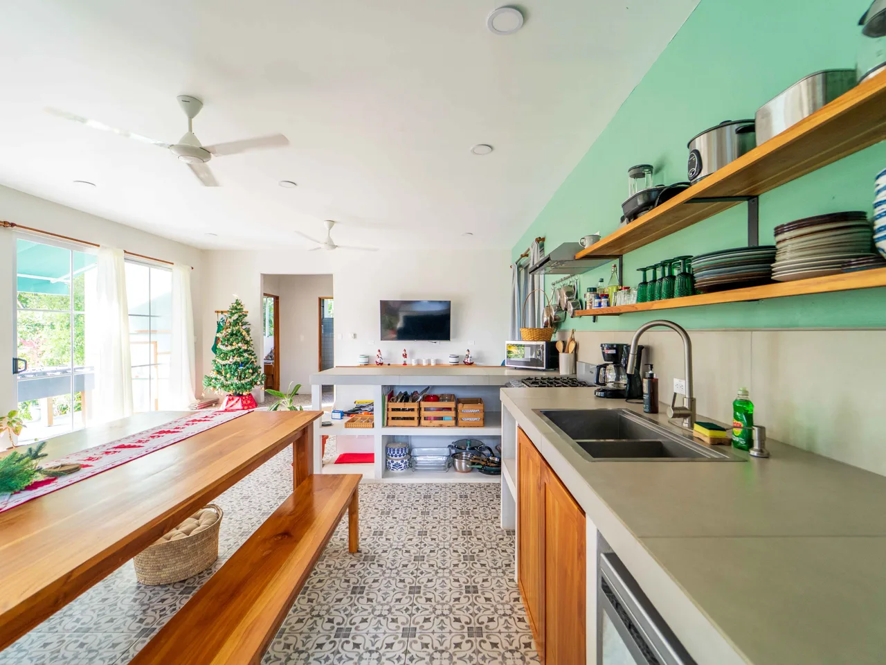 Casa Nube - 5BR Mountain View Home in Barrio Los Monos, photo 10