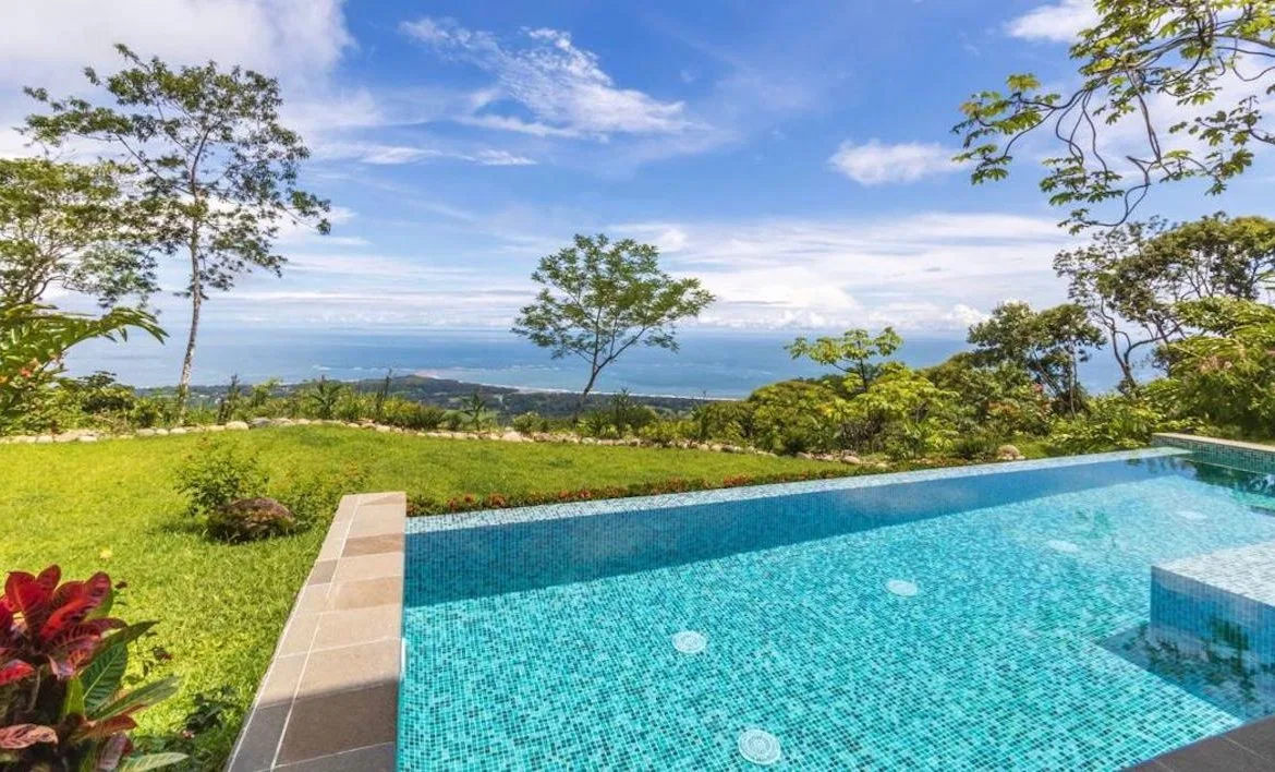 WHALE TAIL AND AMAZING OCEAN VIEWS 2 BEDROOM HOME FOR SALE, photo 16