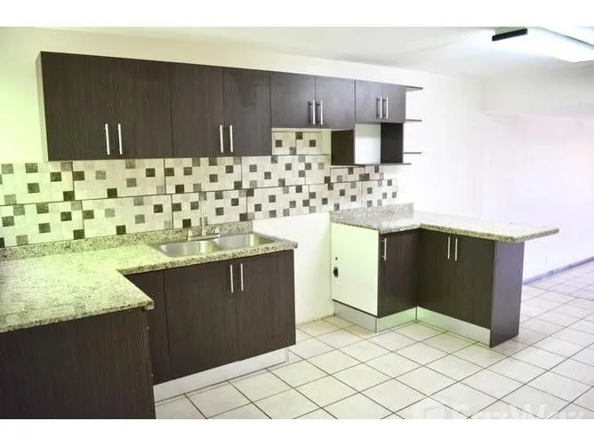 3 Bedroom Apartment for Rent at Rohrmoser for $1,000/mo, photo 6