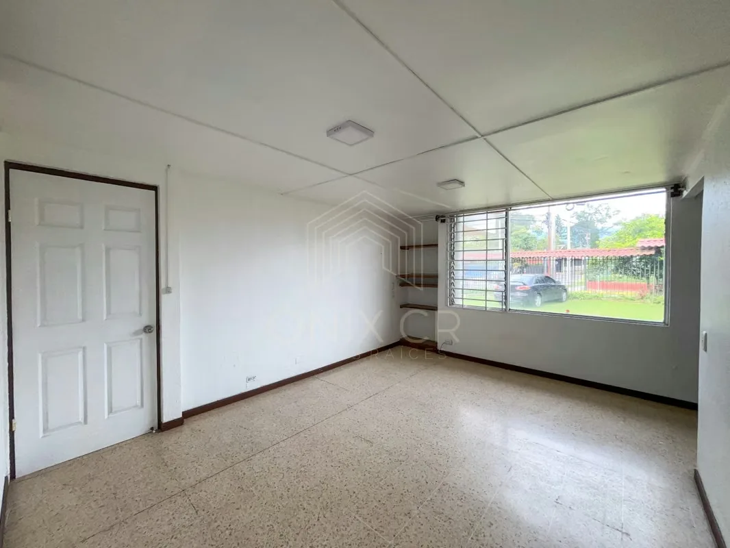 Si busca un apartamento práctico, ubicado en primer piso y con una habitación realmente amplia, esta es una excelente opción para vivir con comodidad en una zona de fácil acceso y ..., photo 13