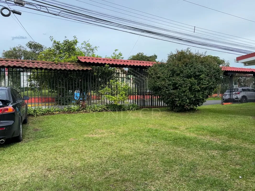 Si busca un apartamento práctico, ubicado en primer piso y con una habitación realmente amplia, esta es una excelente opción para vivir con comodidad en una zona de fácil acceso y ..., photo 14