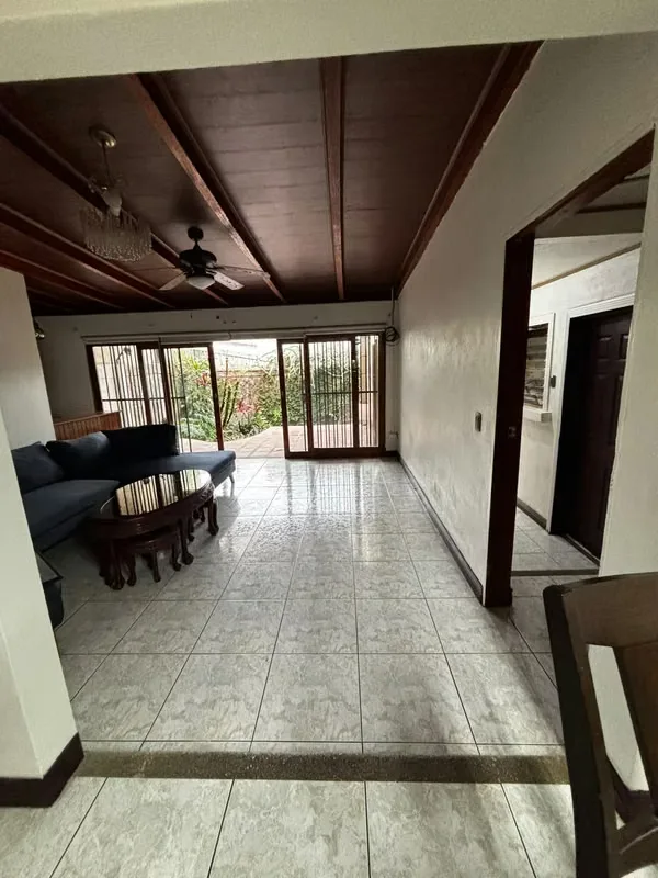 LARGE HOUSE FOR RENT IN ROHRMOSER! P637