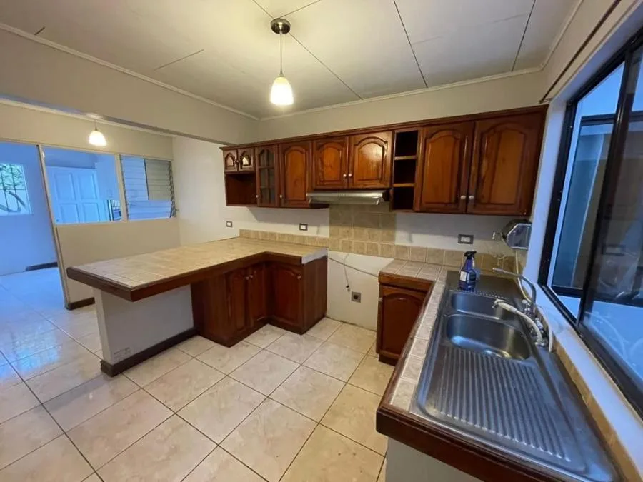 Casa de un Nivel en Venta ubicada en Goicoechea, Guadalupe - Venta en Goicoechea, photo 8