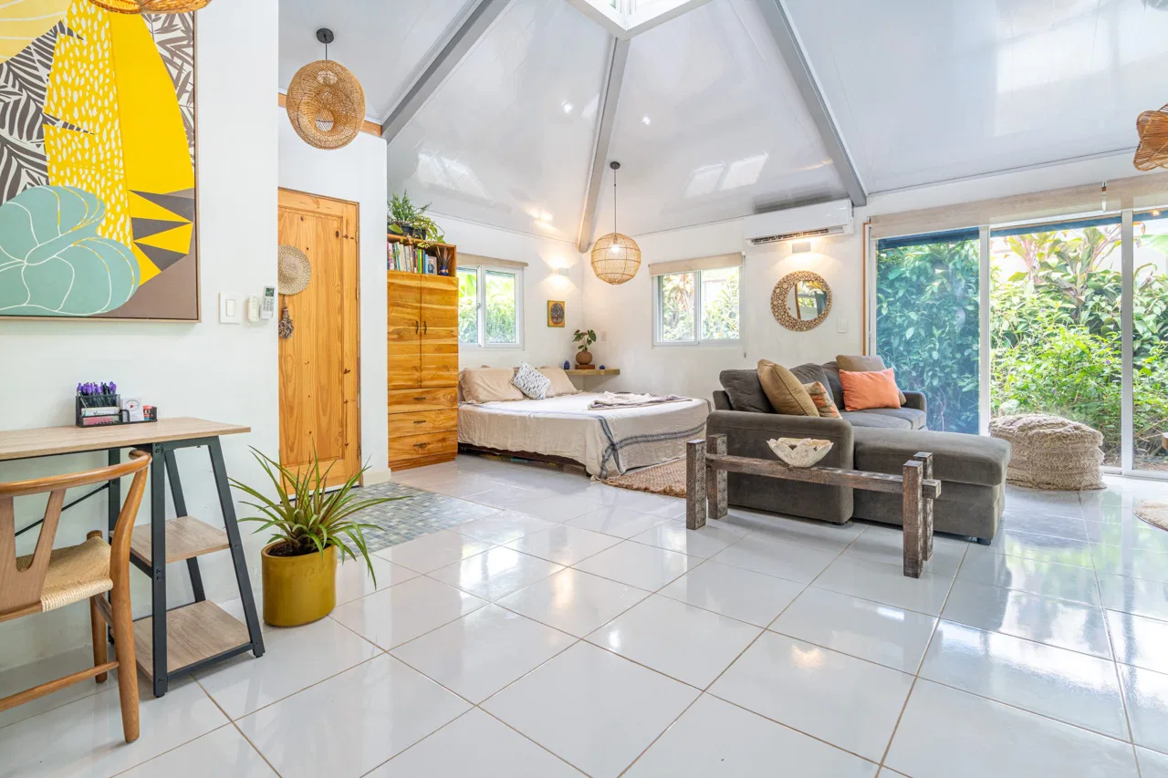 MODERN TURN KEY 1 BEDROOM STUDIO IN UVITA – 0.12 ACRES, photo 15