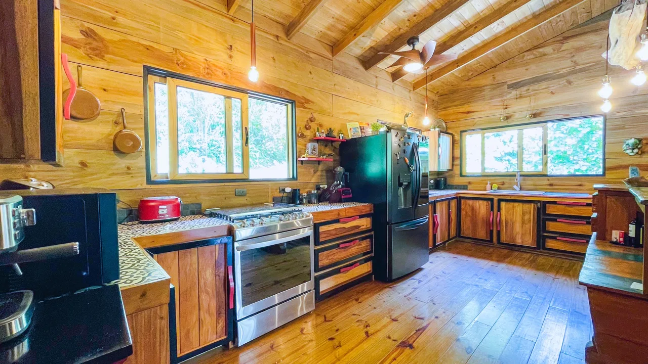 EXCLUSIVE MOUNTAIN RETREAT IN TRES RÍOS WITH OVER 6 ACRES OF NATURE – 6.29 ACRES, photo 14