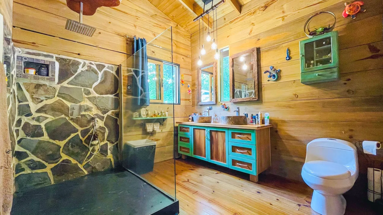 EXCLUSIVE MOUNTAIN RETREAT IN TRES RÍOS WITH OVER 6 ACRES OF NATURE – 6.29 ACRES, photo 21