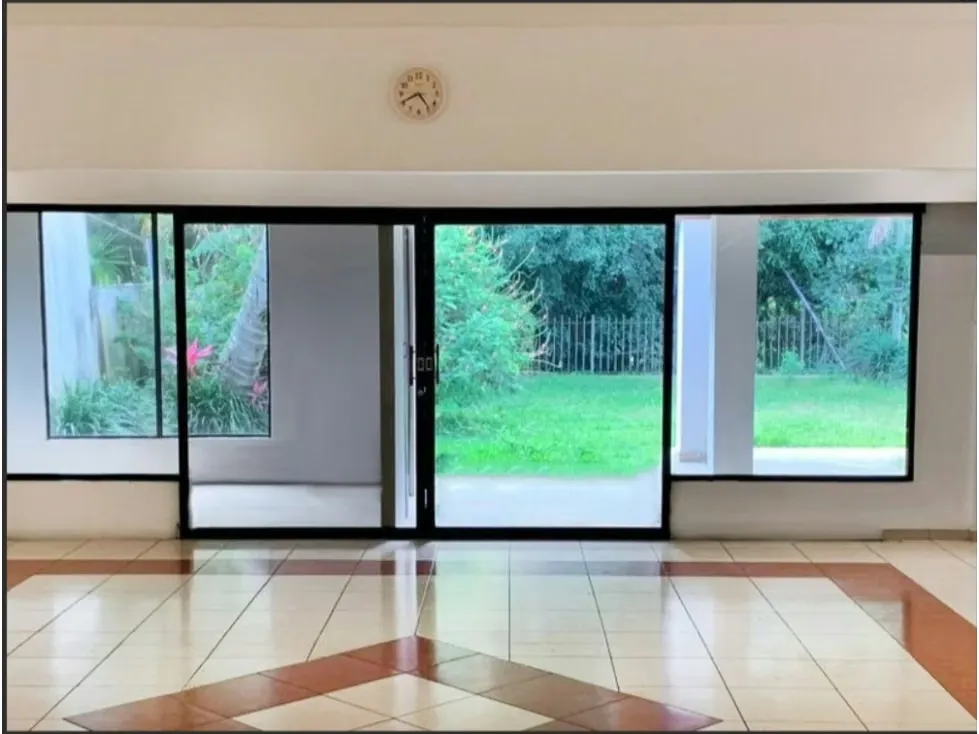 Luxury House and Apartment for Sale in Los Laureles, Escazú, photo 2