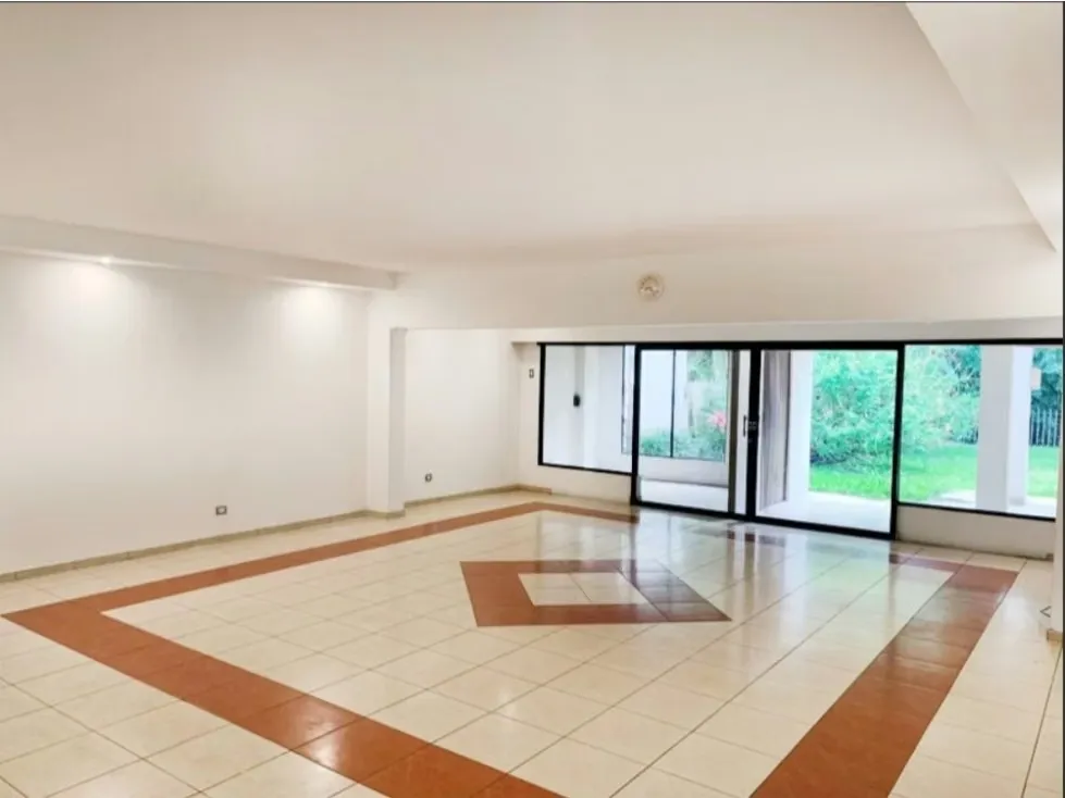 Luxury House and Apartment for Sale in Los Laureles, Escazú, photo 3