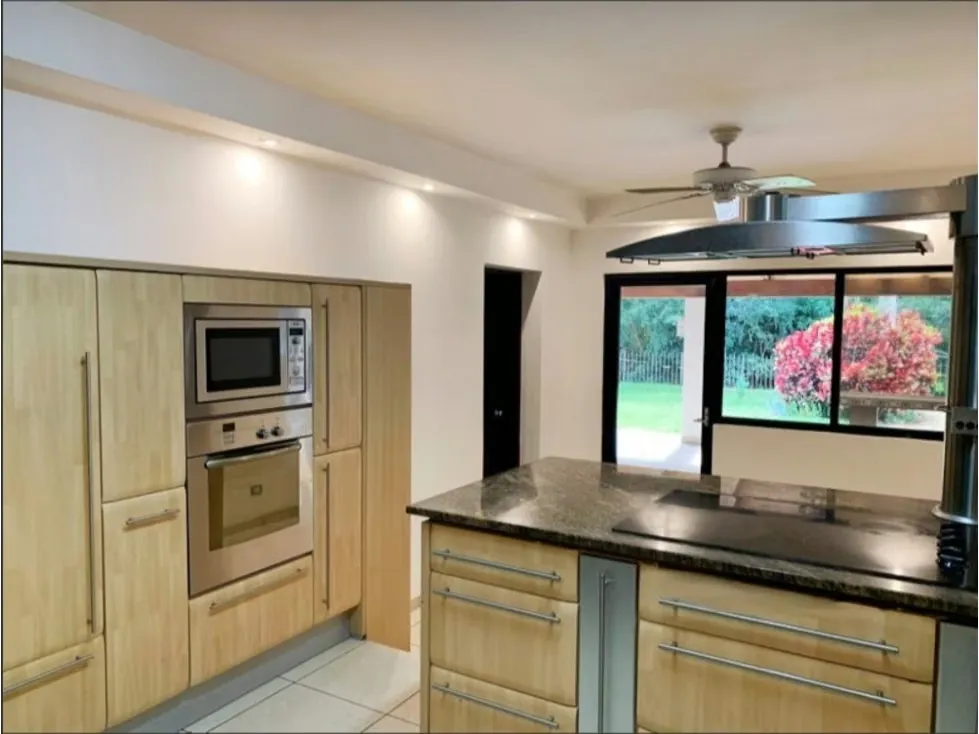 Luxury House and Apartment for Sale in Los Laureles, Escazú, photo 4