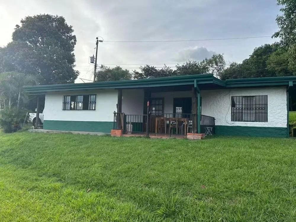 Hermosa y espaciosa casa colonial e independiente, ubicada dentro de una propiedad privilegiada: una auténtica finca de café en producción en una de las zonas más frescas y ..., photo 6