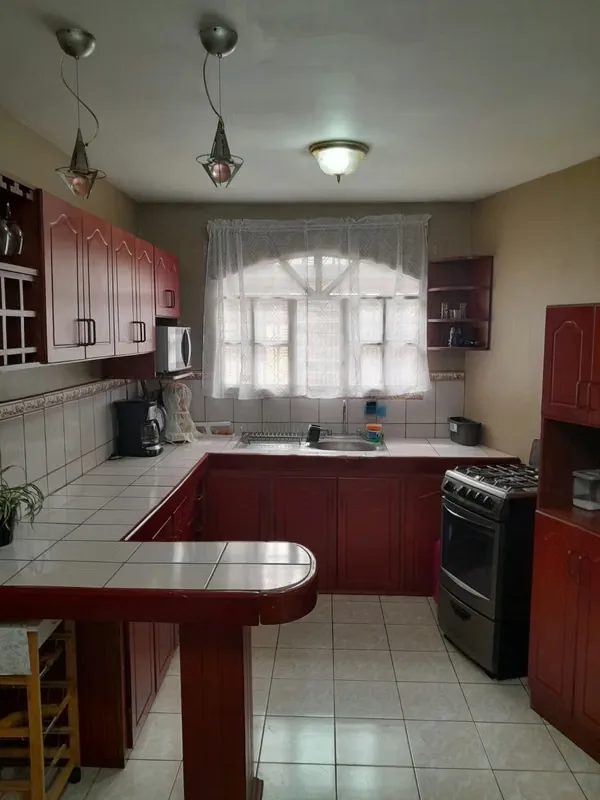 Propiedad con 2 casas independientes en San Pablo de Heredia – Ideal para vivienda e inversión
