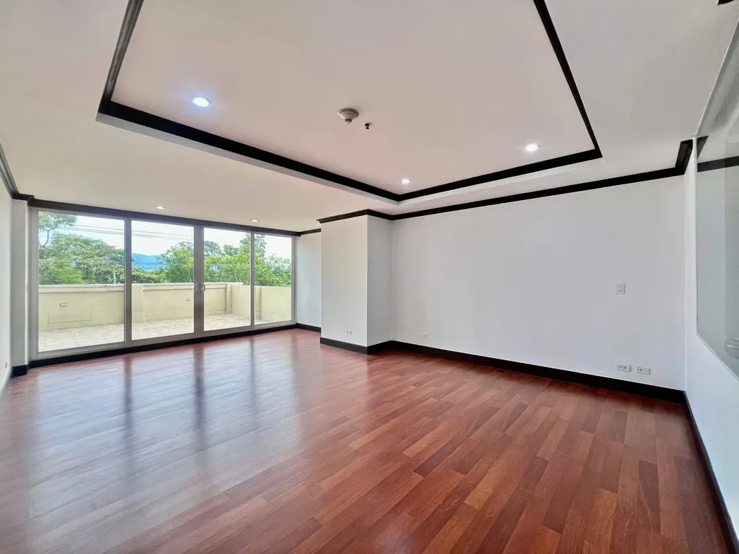 Amplio apartamento en alquiler de 294 m² ubicado en una exclusiva torre en Sabana Sur, una de ..., photo 10