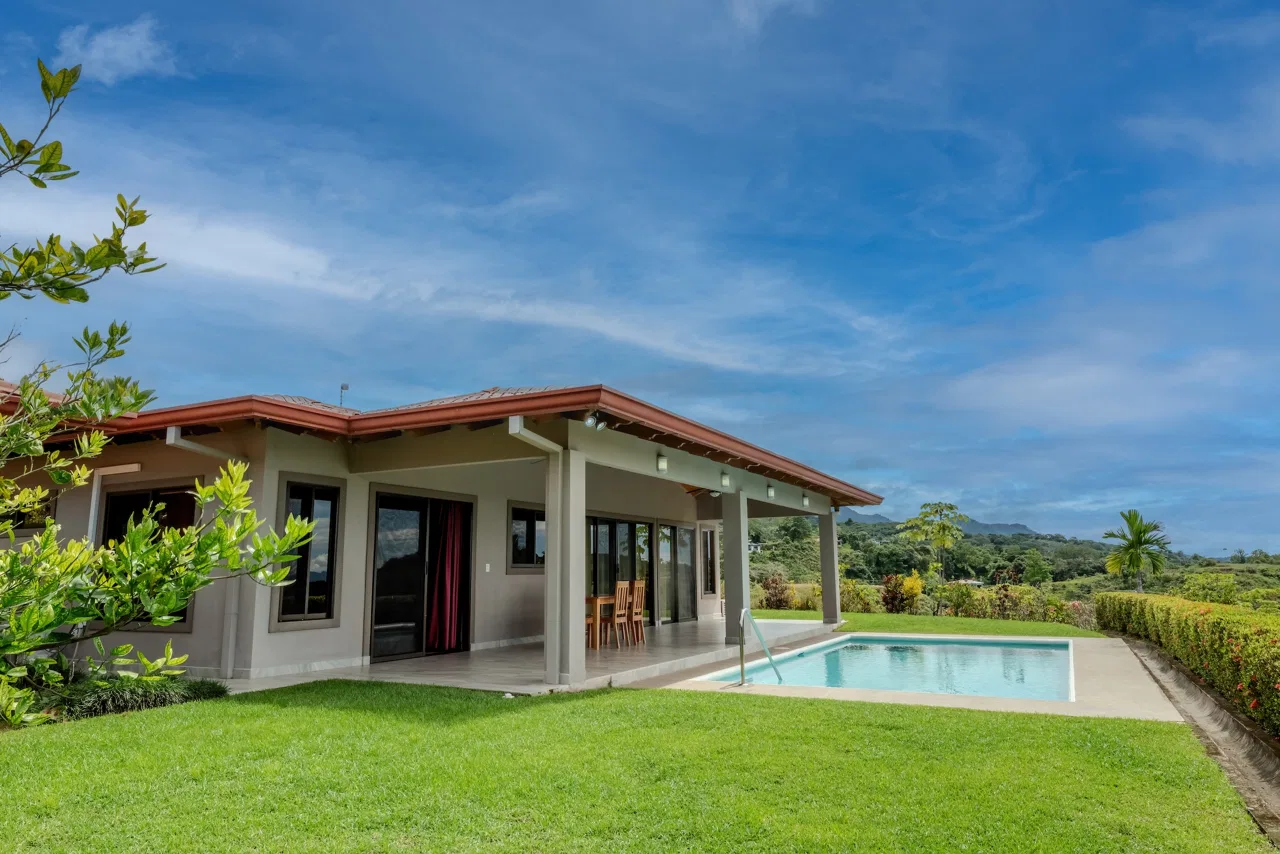 PROPERTY WITH THREE BEDROOM AND EXTRA BUILDING LOTS, IN CHONTALES – 1.37 ACRES