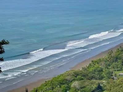 ¡Increíble propiedad con vista al mar a 5 minutos de la playa!, photo 2