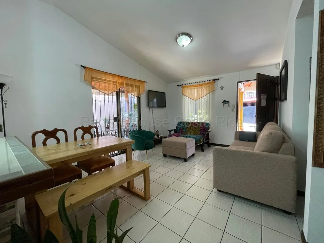 Sala, comedor integrado, Cocina, 3 Habitaciones, 2 banos completos, terraza, cuarto de pilas ..., photo 5