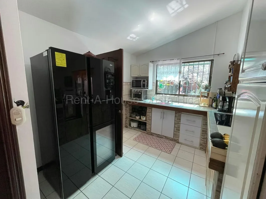Sala, comedor integrado, Cocina, 3 Habitaciones, 2 banos completos, terraza, cuarto de pilas ..., photo 7