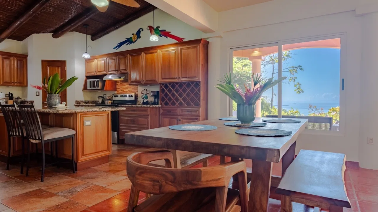 PROPERTY WITH THREE BEDROOMS AND OCEAN FRONT VIEWS, IN PUERTO NUEVO – 5.8 ACRES, photo 8