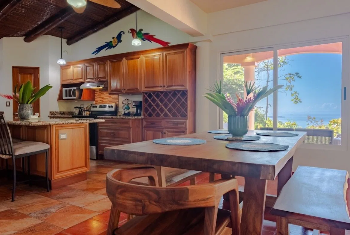 PROPERTY WITH THREE BEDROOMS AND OCEAN FRONT VIEWS, IN PUERTO NUEVO – 5.8 ACRES, photo 9