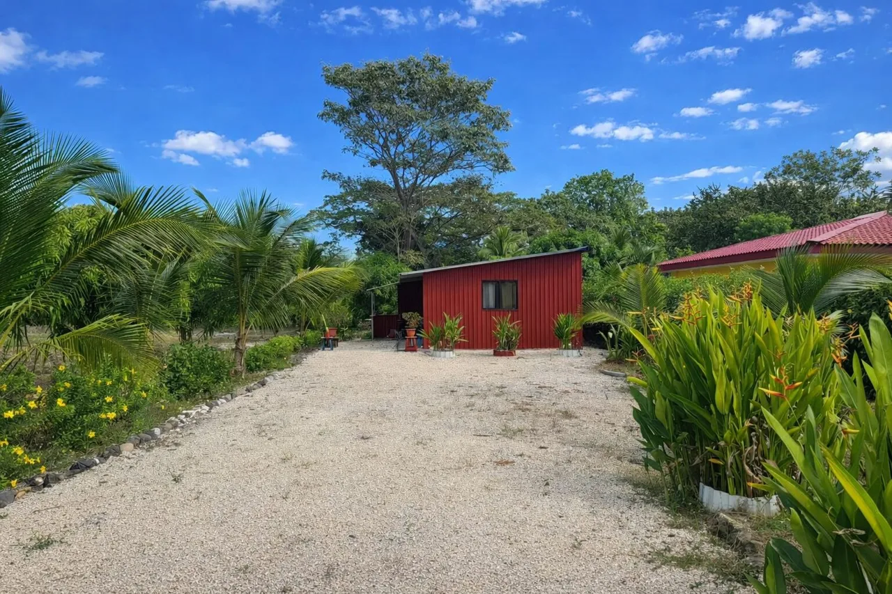 Casa Amarilla -Beautiful Concrete Home for Sale in Cabo Blanco de Lepanto, photo 14