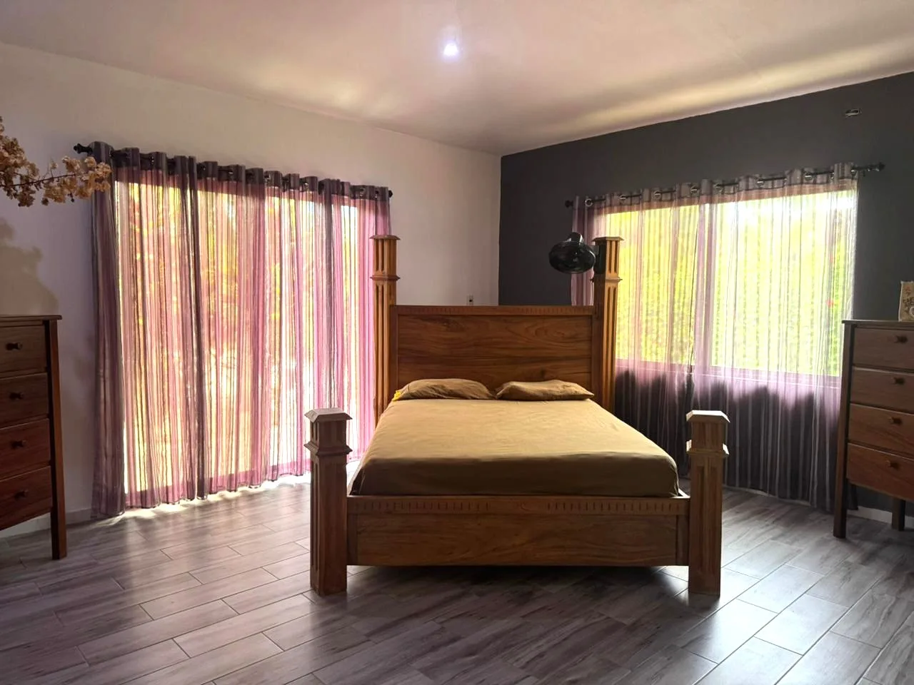 Casa Amarilla -Beautiful Concrete Home for Sale in Cabo Blanco de Lepanto, photo 10