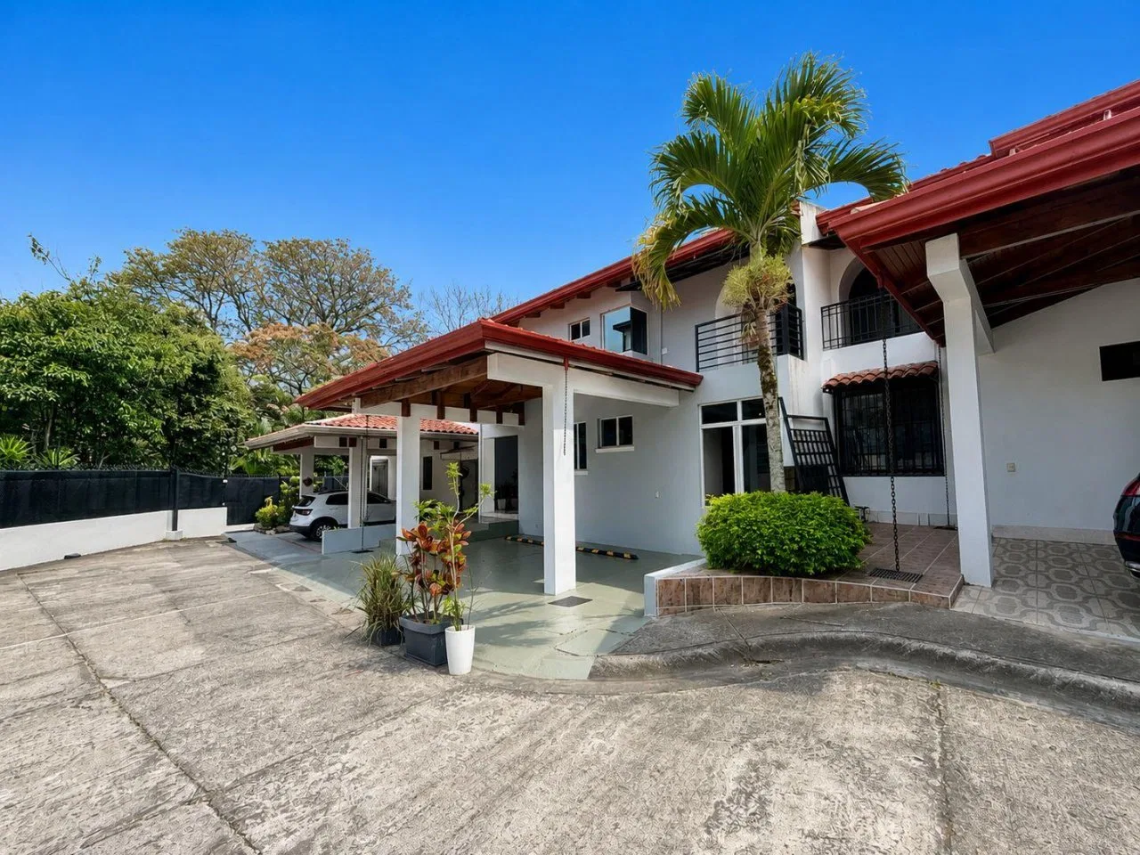 Casa en los Laureles | Escazu|