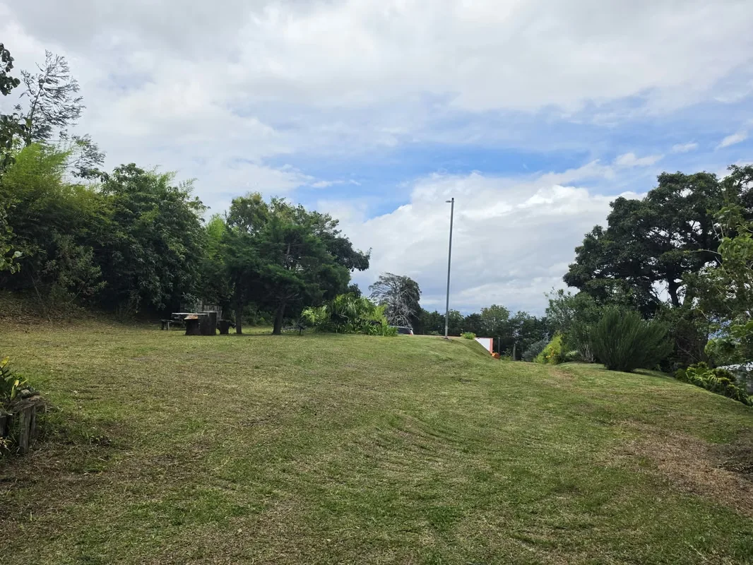 MA Asesorías Vende Hermosa Quinta con Vista a las montañas y a la ciudad, con acceso por calle asfaltada y colindancia a rio., photo 4