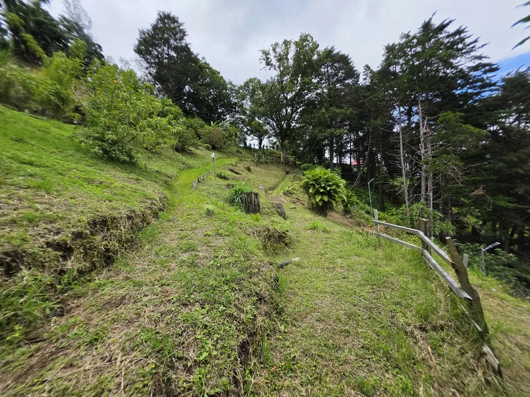 MA Asesorías Vende Hermosa Quinta con Vista a las montañas y a la ciudad, con acceso por calle asfaltada y colindancia a rio., photo 9