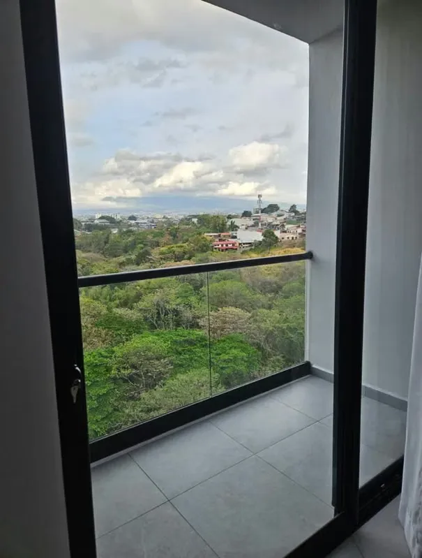 Alquiler de moderno apartamento nuevo de 2 hab. Condominio Núcleo, Sabana., photo 7