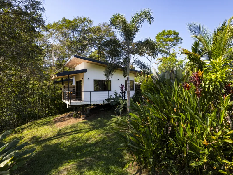 5 Bed Hotel / Leisure For Sale in Uvita, photo 3