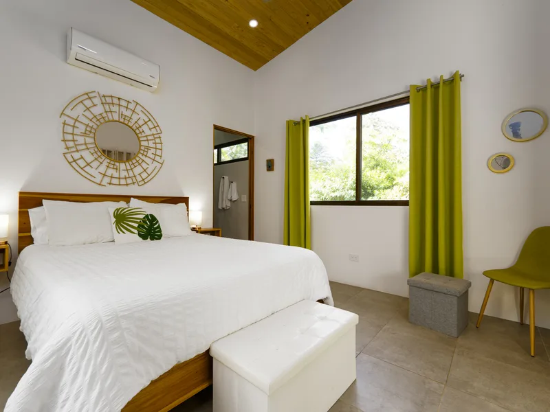 5 Bed Hotel / Leisure For Sale in Uvita, photo 10