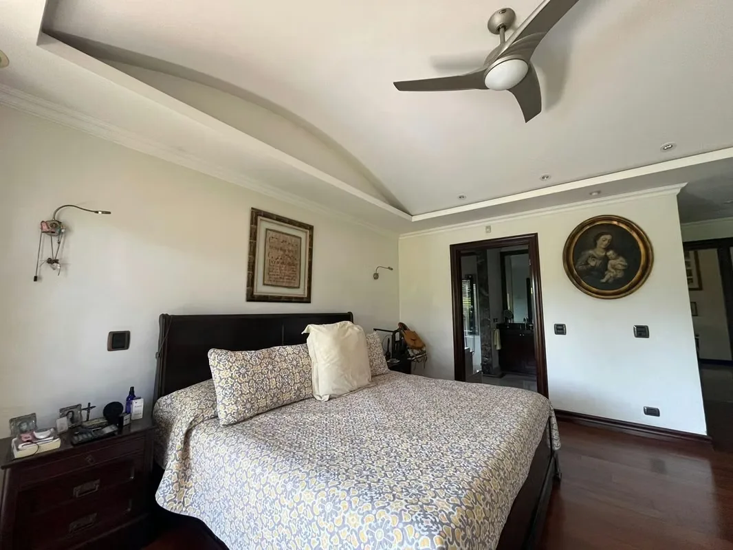 Ubicada en el exclusivo Condominio Jaragua, en Brasil de Mora, esta espectacular residencia ofrece el equilibrio perfecto entre privacidad, naturaleza y comodidad. Si sueñas con vivir ..., photo 11