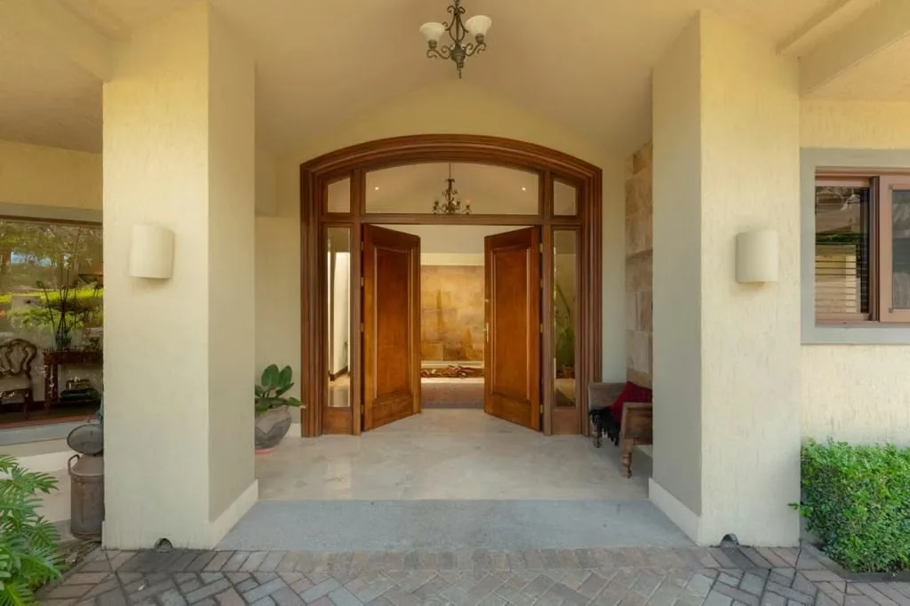 Ubicada en el exclusivo Condominio Jaragua, en Brasil de Mora, esta espectacular residencia ofrece el equilibrio perfecto entre privacidad, naturaleza y comodidad. Si sueñas con vivir ..., photo 13