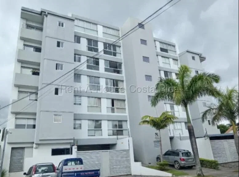Venta de Apartamento en San José-Uruca. RAH 26-1993 - Venta en San José