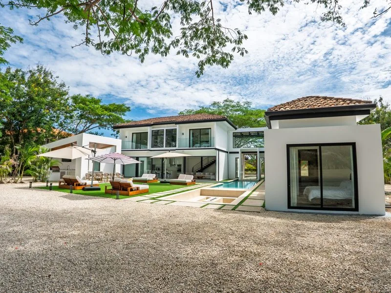 7 Bed Single Family Homes For Sale in Hacienda Pinilla, photo 2