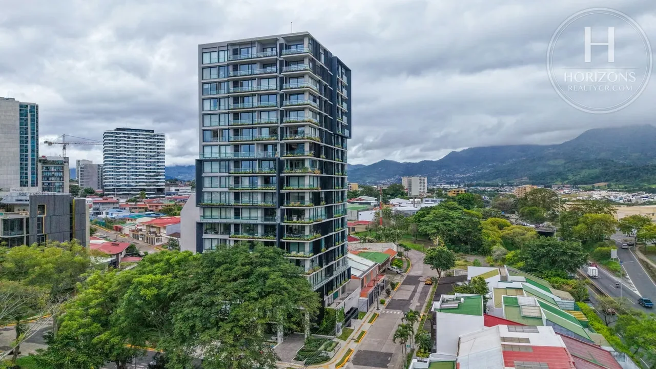 Área: 102 m² – 2 habitaciones – 2 baños – 2 parqueos – Piso 4 – Para estrenar (2024) – Vista al Parque del Café – Pet friendly – Cuota ..., photo 2